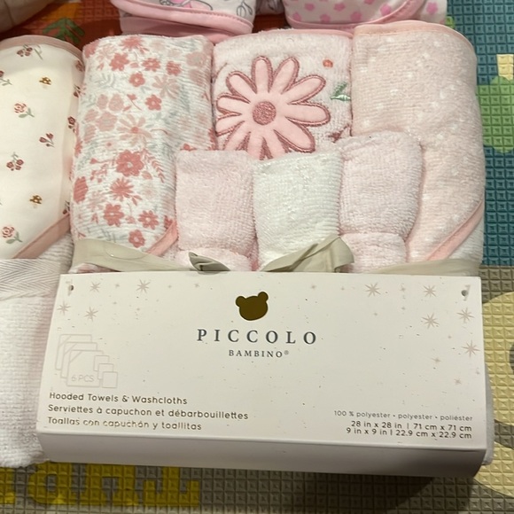 Baby girl towel, blanket and basket set NWT - Picture 3 of 6